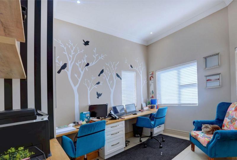 5 Bedroom Property for Sale in Pinnacle Point Golf Estate Western Cape